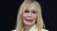 Zemřela herečka Sally Kellermanová, major Houlihanová z filmu M*A*S*H