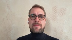 Progresivní zdanění poškozuje ekonomiku, tvrdí politik