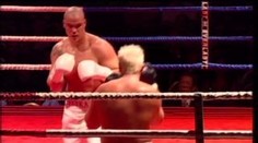 Boxer Pála ztrestal velkohubého soupeře! VIDEO ze zápasu