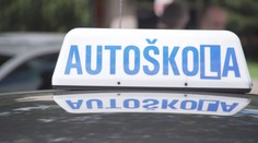 Předjíždět cyklistu přes plnou čáru můžete. Je ale třeba dodržovat pravidla