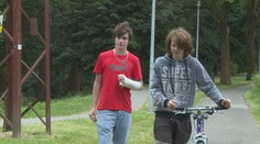 Hrdinové (14 a 17) při vyjížďce zachránili vážně zraněného muže!