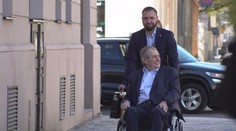 Exprezident Zeman ve středu otevřel svou kancelář. Je dostupná i veřejnosti