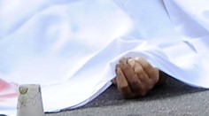 Kvůli dluhům vyskočila ve Španělsku matka dvou dětí z okna