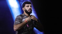 Hvězda UFC dostala distanc za potyčku s fanouškem. Zaplatí i tučnou pokutu