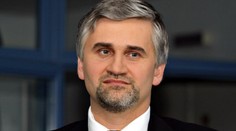 Ministr Dusík rezignoval kvůli elektrárně. Liška útočí na ČEZ