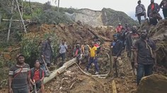 Masivní sesuv půdy na Papui Nové Guineji: Zemřely nejméně stovky lidí