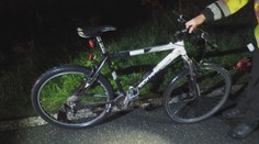 Záhada mrtvého cyklisty i šofér na útěku. Víkend na silnicích byl rušný