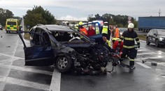 Tragická nehoda na Lounsku. Jeden člověk zemřel, další čtyři se zranili