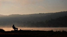 Rybář VYLOVIL LIDSKOU HLAVU! Zahodil prut a utekl