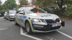 Strážník měl dát ženě facku, pak se zhroutit. Konflikt řeší policie