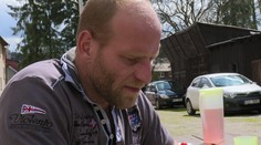 Náhradní manžel v šoku! Vlastě je teprve 44, ale vypadá jako stařena