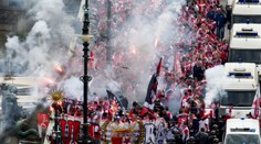 Krev i zrušená dohoda? Fanoušci Slavie jdou do boje proti policii!