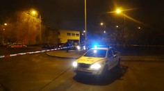 Muž se v hospodě pohádal s přítelkyní, nůžkami jí rozstříhal šaty!