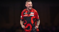 Mám pocit, že tu někteří nejsou ze své vůle, řekl Aspinall o fanoušcích v Arábii