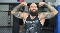 Martínek popsal drsnou přípravu na životní zápas: Prasklo mi ucho!