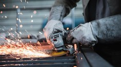 Pracovat a platit daně v ČR mohou další Ukrajinci, chce je přes polovinu firem