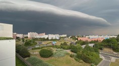Bouřky nad Českem pomalu utichají. Bez proudu je více než 18 tisíc domácností