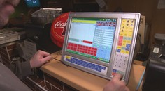 Znovu se rozjela debata o EET. Řada podniků platební karty přijímat nechce