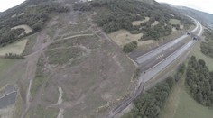 Soud rozhodl, kdo může za sesuv půdy na D8. Firma provozující lom má zaplatit odškodné