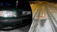 Sáňkař vjel v Krkonoších pod auto, vážně zraněný skončil v nemocnici!