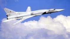 Ruský bombardér se při tvrdém přistání rozpadl, tři mrtví. VIDEO