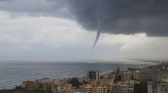 Přírodní úkaz vyděsil Bejrút, který se stále vzpamatovává z výbuchu