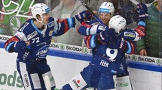 Kometa rozdrtila Bruslaře a postupuje. Plzeň si vymodlila pátý zápas