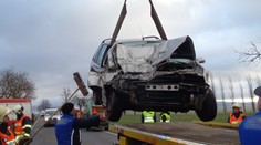 Nepřipoutaný řidič (†37) vletěl zezadu do traktoru, vůbec nebrzdil