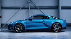 Alpine konečně ukázala celé auto. Má se Porsche Cayman bát?