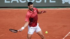 Djokovič jde na operaci. Vynechá Wimbledon, v ohrožení i olympiáda
