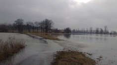 Hladiny řek klesly, povodně ale můžou znovu zahrozit