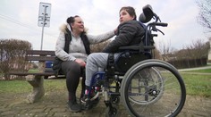 Míša je vážně nemocný, potřebuje stálou péči. Úřady mu přesto snížily příspěvek