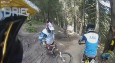 VIDEO: Downhill s překvapením