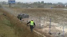 VIDEO: Auto letělo 70 metrů vzduchem
