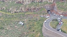 Tragédie na Kanárských ostrovech. Autobus plný turistů se zřítil ze srázu