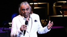 Legendární zpěvák ohlásil svůj poslední koncert. Už si nepamatuju texty, přiznal