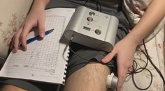 Lékaři v Brně provedli unikátní operaci. Chlapci prodloužili nohu