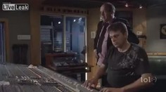 VIDEO: Těžká práce zvukaře ve studiu