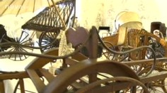 Sraz historických kočárků mají na zámku v Novém Městě nad Metují