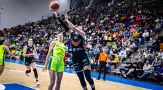 Tradiční basketbalová bitva pro USK. Demolici Žabin sledoval i Ivan Trojan
