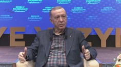 Napětí v Evropě se stupňuje. Erdogan hrozí Řekům, že vybombarduje Athény