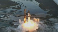 Muskova superraketa měla nakročeno do vesmíru. Pak opět explodovala