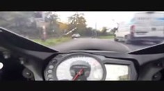 VIDEO: Motorkář jel v Ústí 200 km/h, chlubí se na webu