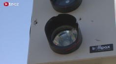 Ničitele radarů policie nechytila, teď je hledají detektivové