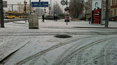 PRVNÍ SNÍH! V Plzni to pěkně klouzalo! Podívejte se