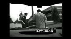 Dostal pokutu, pak pomočil policistu
