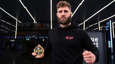 Procházkovi se komplikuje návrat do UFC. Šampion se zranil