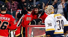 Calgary vítězí i bez Červenky. Góly dává Hudler