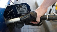 Benzín dál zdražuje. Kde natankovat po cestě na dovolenou? PŘEHLED