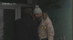 Zhrzený milenec (17) vzal nůž a pořezal svou dívku v obličeji!